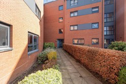 Images for 0/1, Merrylee Road, Muirend, Glasgow