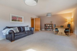 Images for 0/1, Merrylee Road, Muirend, Glasgow