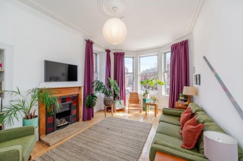 Click the photo for more details of 1/1, Niddrie Road, Glasgow