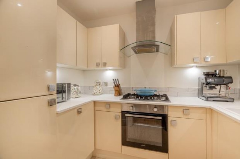 Images for 2/2, Tantallon Road, Shawlands, Glasgow