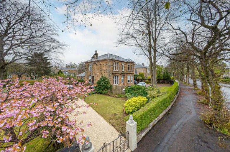 Click the photo for more details of Albert Drive, Pollokshields, Glasgow