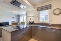 Images for Flat 1, Mansionhouse Court, Langside, Glasgow