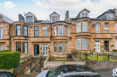 Click the photo for more details of Carmichael Place, Battlefield, Glasgow