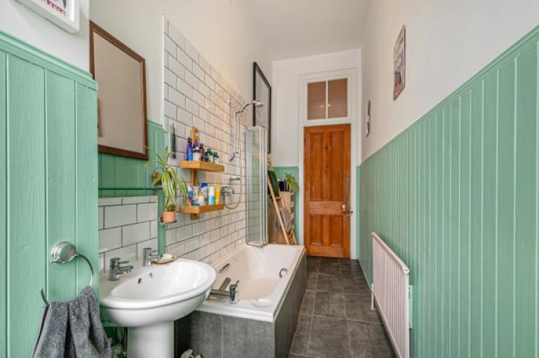Images for 1/1, Kenmure Street, Pollokshields, Glasgow