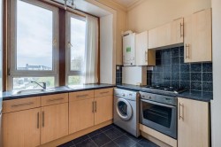 Images for 2/2, Ellangowan Road, Shawlands