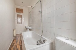 Images for 2/2, Ellangowan Road, Shawlands