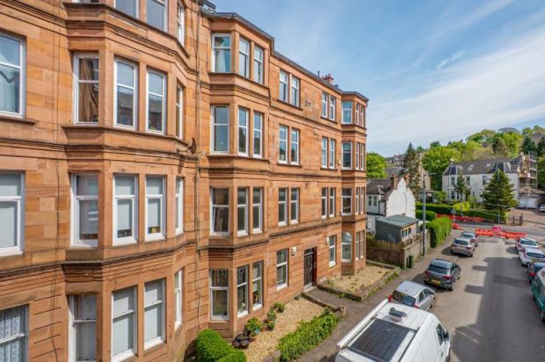 Click the photo for more details of 1/1, Walton Street, Shawlands
