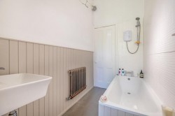 Images for 1/1, Walton Street, Shawlands