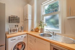 Images for 1/1, Walton Street, Shawlands