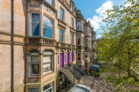 Click the photo for more details of 1/1, Queens Drive, Queens Park, Glasgow