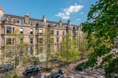 Click the photo for more details of 1/1, Queens Drive, Queens Park, Glasgow