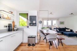 Images for Flat 12, Mansionhouse Court, Langside, Glasgow