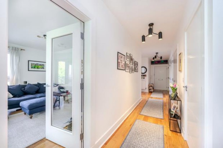 Images for Flat 12, Mansionhouse Court, Langside, Glasgow