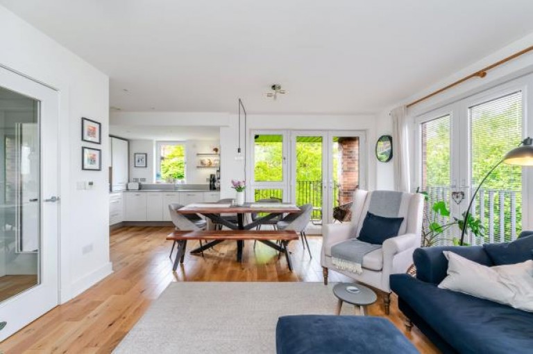 Images for Flat 12, Mansionhouse Court, Langside, Glasgow