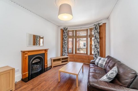 Click the photo for more details of 1/1, Cathcart Road, Glasgow, Glasgow City