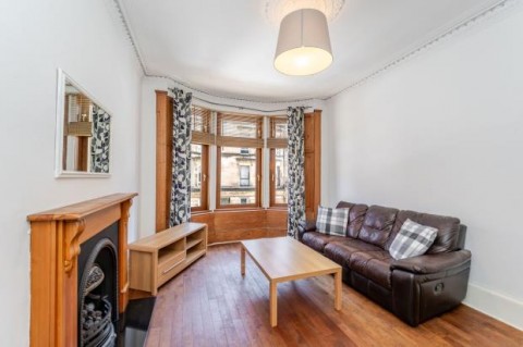 Click the photo for more details of 1/1, Cathcart Road, Glasgow, Glasgow City