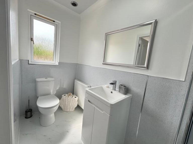 Images for Rivendell, Star, Glenrothes