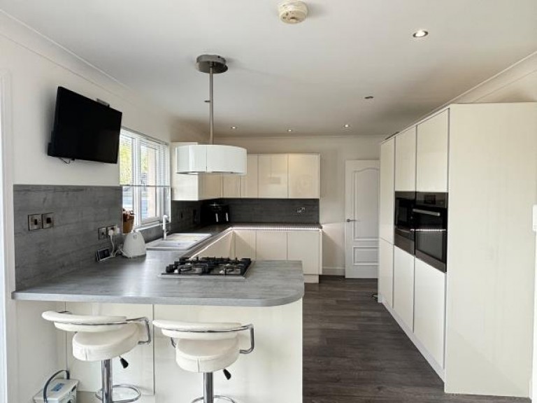Images for Rivendell, Star, Glenrothes
