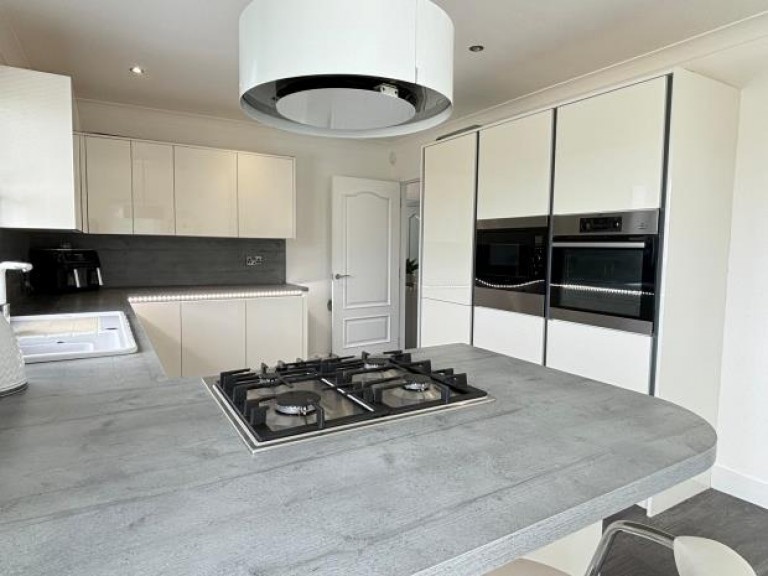 Images for Rivendell, Star, Glenrothes