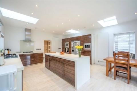 Click the photo for more details of The Old Manse, Toll Road, Cellardyke, Anstruther