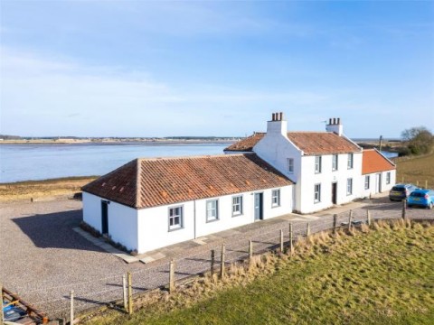 Click the photo for more details of Edenside House Wester, Edenside, St. Andrews, Fife