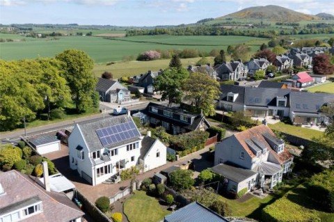 Click the photo for more details of Craigellachie, Leven Road, Lundin Links, Leven, Fife