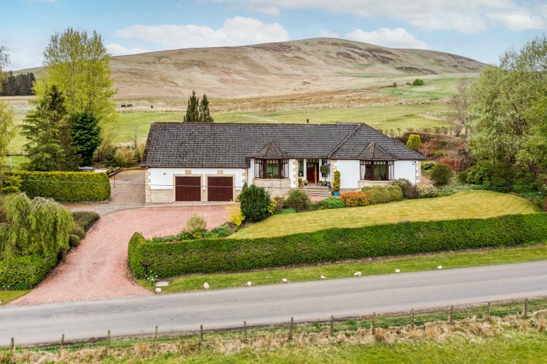 Click the photo for more details of Wiston, Biggar, South Lanarkshire