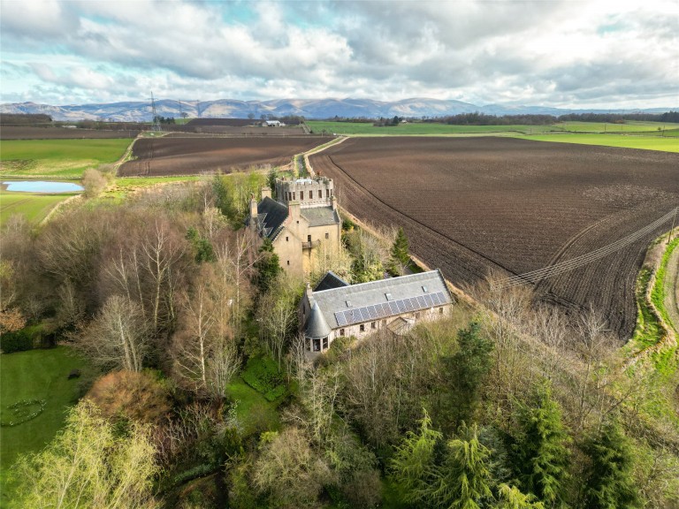 Images for By Bannockburn, Stirling