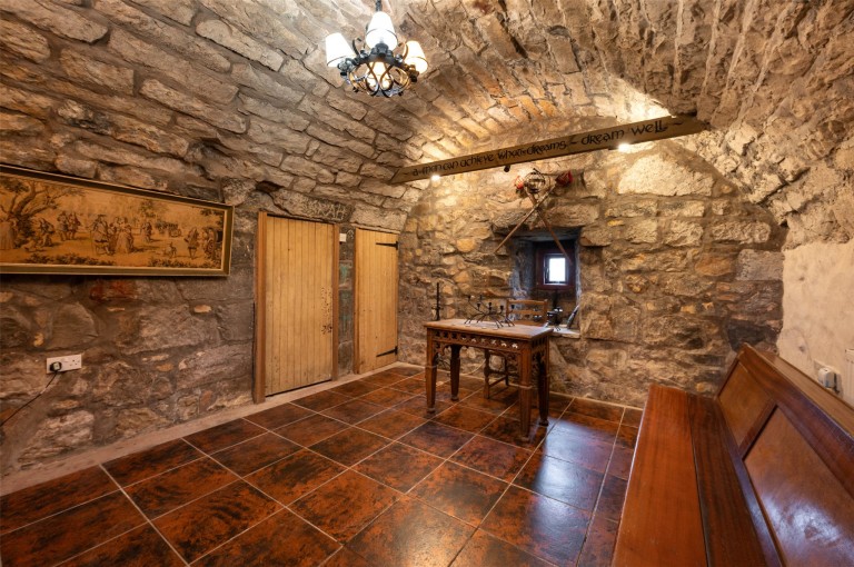 Images for By Bannockburn, Stirling