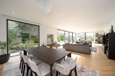 Click the photo for more details of Forgandenny, Perth, Perth and Kinross