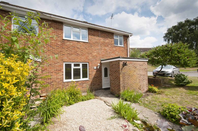 Click the photo for more details of Hither Field, Charing