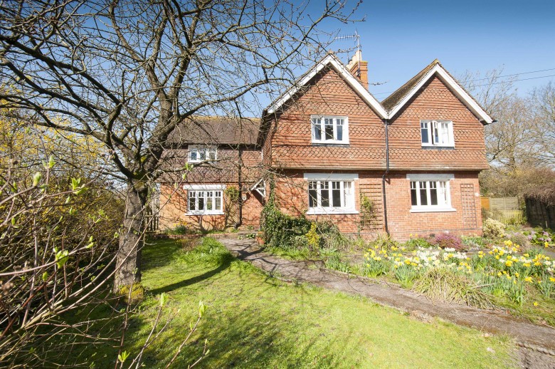 Click the photo for more details of The Old Police House, 12 Station Road, Charing