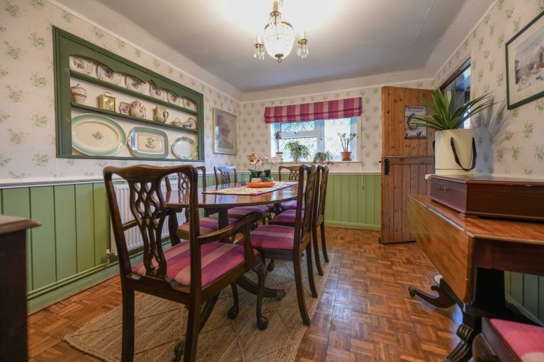 Images for Gladstone Cottage, Egerton Road, Ashford
