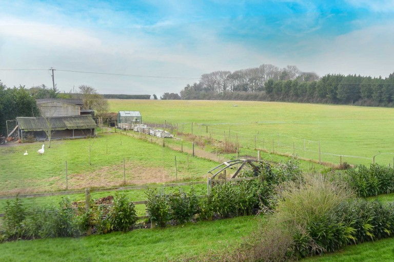 Images for Gladstone Cottage, Egerton Road, Ashford