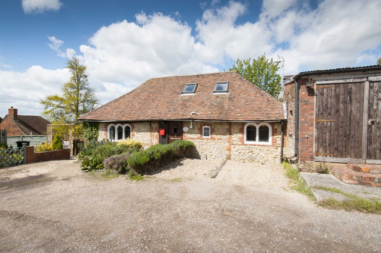Click the photo for more details of The Old Stables, The Street, Pluckley