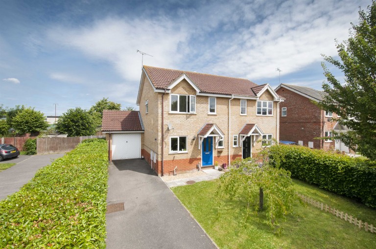 Images for The Limes, Ashford