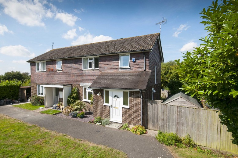 Click the photo for more details of Hither Field, Charing