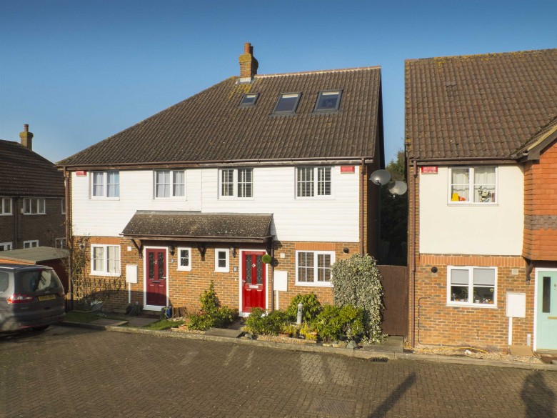 Click the photo for more details of Ashdown Field, Bolts Hill, Chartham