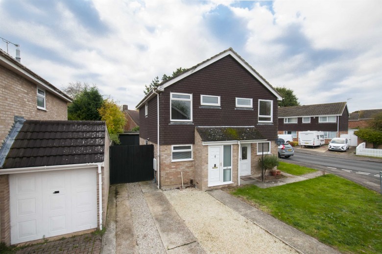 Click the photo for more details of Brentwood, Ashford