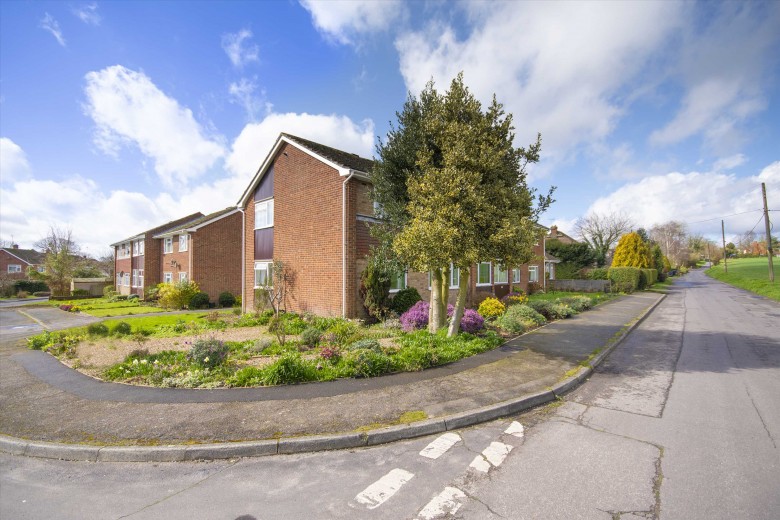 Click the photo for more details of Pett Lane, Charing