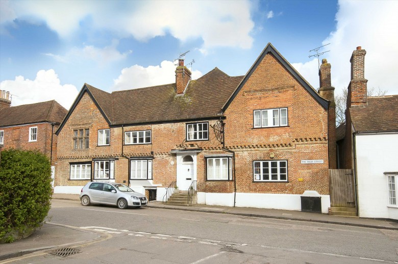 Click the photo for more details of Elizabethan Court, High Street, Charing