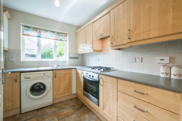 Images for Ellen Close, Charing