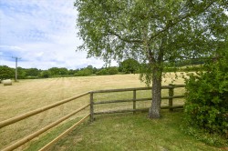 Images for Wrens Nest, Headcorn Road, Grafty Green