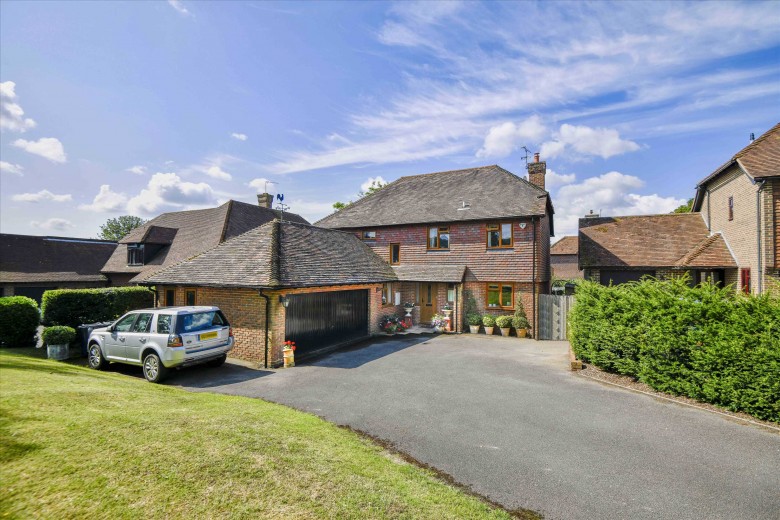 Click the photo for more details of Silver Birches, Pett Lane, Charing