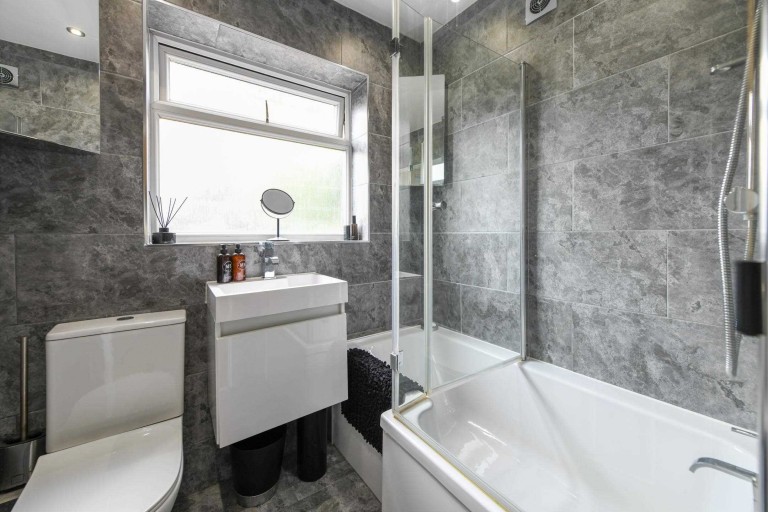 Images for Moat Park Houses, Charing