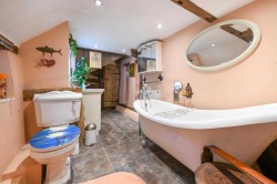 Images for The Old House, Station Road, Charing
