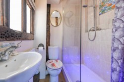 Images for The Old House, Station Road, Charing