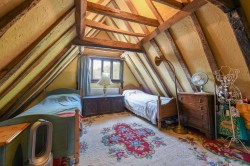 Images for The Old House, Station Road, Charing
