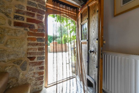 Click the photo for more details of Snagsmount, Lambden Road, Pluckley