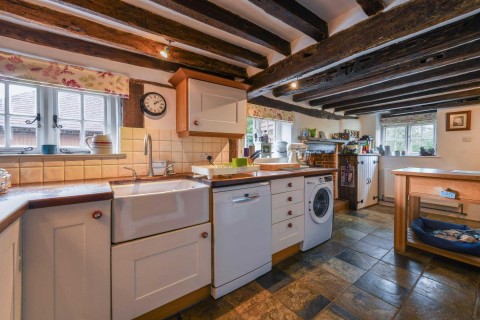 Click the photo for more details of Snagsmount, Lambden Road, Pluckley